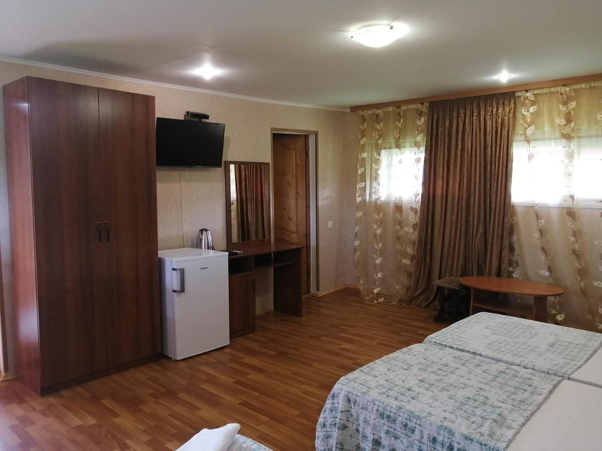 Мини-Отель На Агрба 22А Picunda Kültér fotó