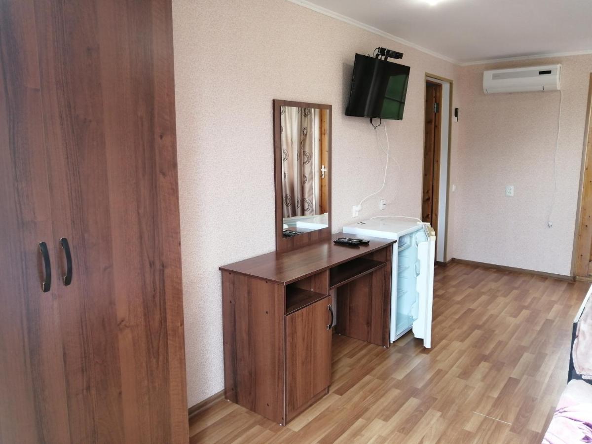 Мини-Отель На Агрба 22А Picunda Kültér fotó